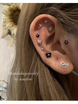 スリール(sourire)/耳ツボジュエリー