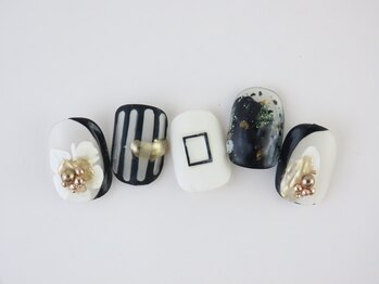 イズネイル(izu Nail)/