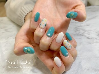ネイルドール(Nail Doll)/押し花 黄色と水色