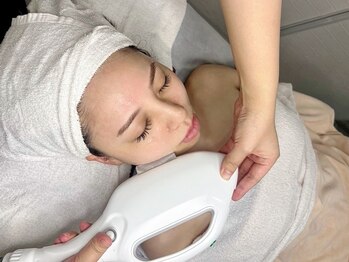 アンドナイン エス店(ANDNINE.)/お顔脱毛で毛穴の黒ずみも解消