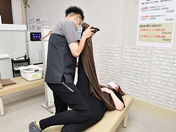 ミヤコ整骨 整体院(385整骨 整体院)の写真/【国家資格保持者のベテラン院長による施術】お悩みの根本を突き止め、改善まで導きます！長年の不調にも◎