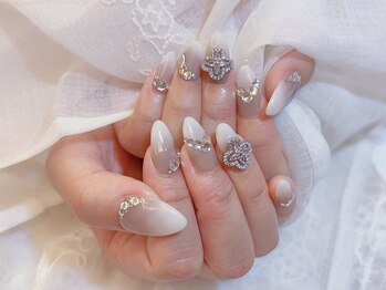 デコール 心斎橋(DECOR)/ゴージャスパーツストーンネイル