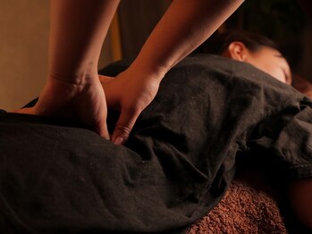 カスターニャ(Castagna)の写真/【男性も満足な強揉みが好評!!】全身の筋肉やツボをピンポイントに刺激◎全身の辛さを徹底改善します!!