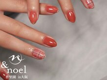ノエル(Noel)/レッドブラウン チェックネイル