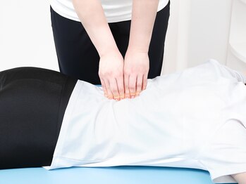 レニコ 三宮店(renico)の写真/もう腰痛で悩みたくない方必見!【整体×運動】の相乗効果で仕事も家事も驚くほどスムーズに！平日限定￥1980
