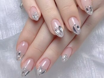クイーンズネイルサロン(Queen's nail salon)/チップ長さだし持ち込みデザイン