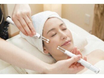 ステラグランデ(Stella grande)の写真/初回体験口コミ割小顔ひきあげエステ器【実用新案取得】70分¥5,500!!顔筋トレーニングで小顔効果◎