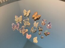 豊富なパーツ、カラー♪＜ワンホン/パラジェル/フィルイン/長さだし/学割U24/ネイル/オフのみ/長さ出し＞