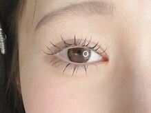 もちの良さが定評のまつエクはフラットラッシュを使用♪