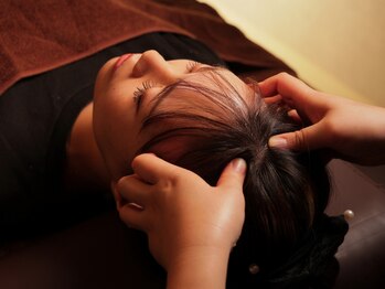 カスターニャ(Castagna)の写真/日々の溜まった疲れをスッキリ解消◎デスクワークによる眼精疲労、立ち仕事による足のむくみを徹底改善!