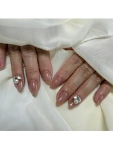 ビビ(VIVI)/マグネットネイル