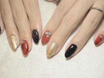 B's amor 大府店 Nail design