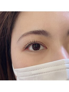 コモドアイラッシュ(comodo eyelash)/まつげパーマ