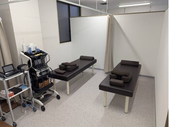 トランク鍼灸院 整骨院 大宮(TRUNK鍼灸院 整骨院)/肩の可動域も広げます