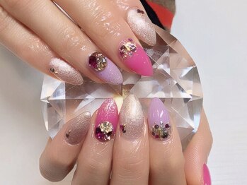 ココロバ ネイルアンドビューティーサロン(COCOLOBA)/カラフルスワロネイル