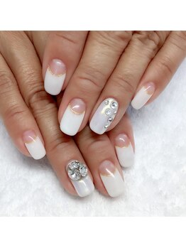 イリスネイル(IRIS NAIL)/