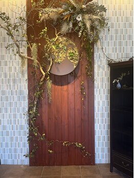 スワンスタイル(SWANSTYLE)/入り口正面の右側には