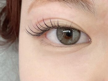 デイジー バイ アルテフィーチェ 梅田(daisy by artefice)/エクステ 担当:安村