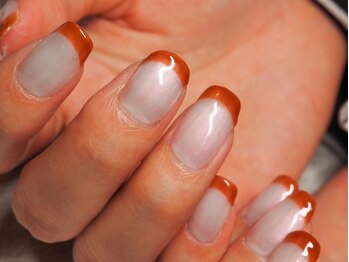 ビューティトリップ(Beauty TRIP)/パールホワイトとブラウン