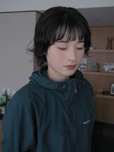 コミッティ(committee)/eyebrow