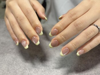 ココネイル(Koco Nail)/マグネットフレンチ