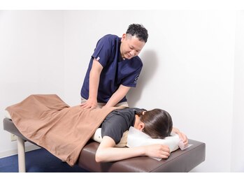 アクア鍼灸整骨院 錦糸町院/不調にしっかりと向き合う施術