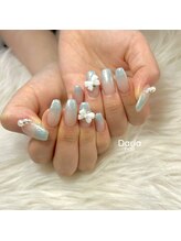 ダリア(Daria)/人気のブルーラメ♪