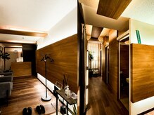 セント 江坂店(SCENT)の雰囲気（落ち着いた照明でリラックス出来る完全個室空間）