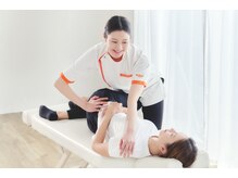 カラダファクトリー グランエミオ所沢店の雰囲気（【APバランス】首と骨盤へのアプローチで、バランスを整えます♪）