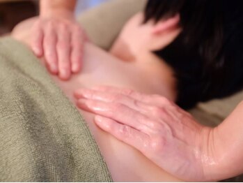 リラクゼーション穏穏 のんのん 新大阪 西中島南方の写真/【駆け込み寺サロン】アロマ&ヘッドスパ&足ツボが人気!女性専用&貸切/23:30迄営業/お仕事帰りの癒しにも◎