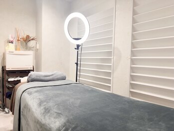 アンレーブ(an'reve)の写真/【完全個室空間】リラックスしながら、まつげパーマ/パリジェンヌ/マツエク//眉毛/ネイルの施術を◎