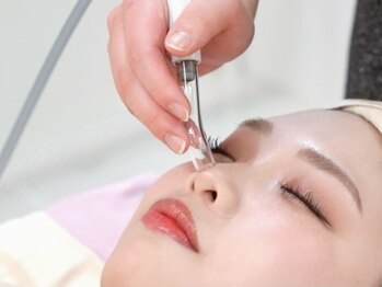 クイーン(QUEEN)の写真/【毛穴洗浄取扱いサロン☆】シェービングと一緒に毛穴ケアができるので一石二鳥♪来年の成人式に向けても◎