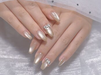 ニカネイル(NiKa Nail)の写真/『シンプルに。だけど「かわいい」上品ネイル』◇オフィスシーンにぴったりなデザイン多数◎【京橋すぐ】