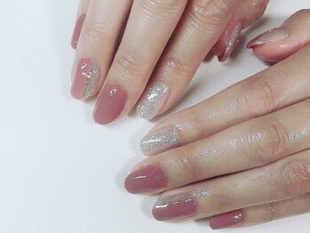 ネイルアンドアイラッシュ シヴァ(Siva)/