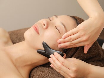 ハリキュア(H.a.r.i C.u.r.e.)/フェイシャル