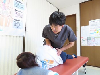 カルラ(KARURA)の写真/プロによる本格カイロプラクティック!自律神経を整えて毎日頑張っている証拠のその疲れを解消しましょう!