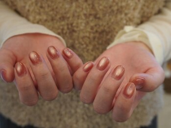 アイアンドネイルバイエスクローゼット(eye&nail by S CLOSET)の写真/ネイル初心者の方でも始めやすいシンプル系のデザインも豊富にご用意☆定額ネイルで理想の指先に♪