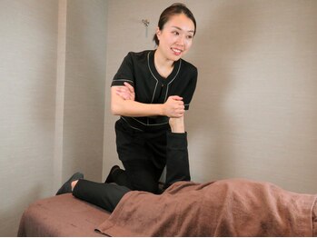 パウワウ プレミアム そごう横浜店(POWWOW Premium)/伸ばしてスッキリ！アキレス腱