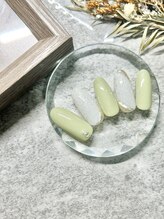 ルミライズ(Lumirise)/ピスタチオミラー掛けネイル