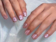 ビジュアンダー(Biju_)/ドットネイル