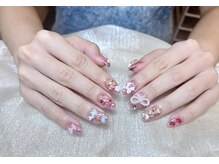 ナナネイル(Nana Nail)/キラキラキャラクターネイル