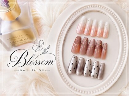 nail salon Blossom 元町三宮【ワンホンネイル/持ち込み/長さだし/韓国/フィルイン】の写真