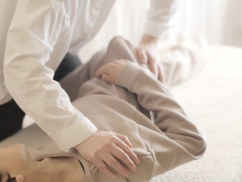 氣生/肩こり/腰痛/頭痛/むくみ/姿勢