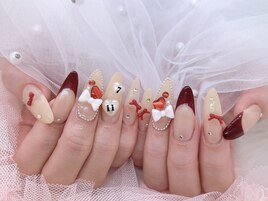 赤フレンチネイル