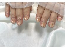 ティアラ(tiara)/上品チークネイル◎