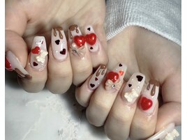バレンタインネイル　担当：粥川
