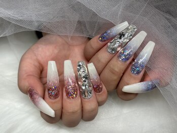 バタフライ 平塚店(Butterfly)の写真/美フォルム長さ出しで理想の指先に♪
