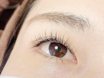 カシェット アイラッシュ(cachette eyelash)の写真/【超軽量フラットラッシュ80本¥5530】自まつ毛が伸びたような自然な仕上がりが大人気☆お化粧の時短にも◎