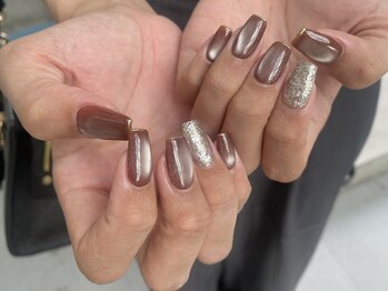 ロエン 北岡崎(ROEN)/ブラウンマグネット