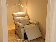 ヘイリー(Hailey 201.)の雰囲気(ふかふかのリクライニングでおくつろぎください♪)